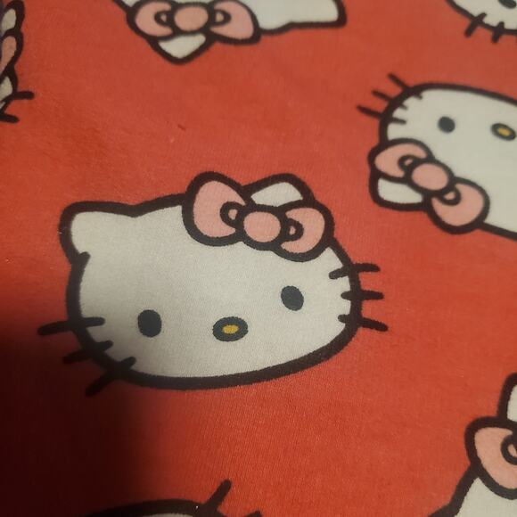 NWOT Sanrio Hello Kitty Girls Size 8/10 Sweatshirt & Joggers Pink Lounge Outfit - Picture 4 of 9